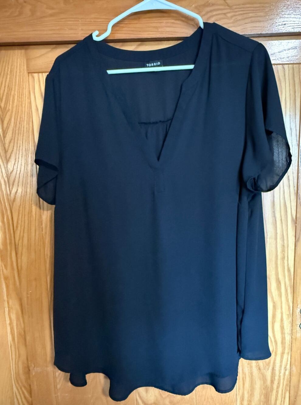 Torrid Black Georgette Pullover Flutter Sleeve Blouse Size 2